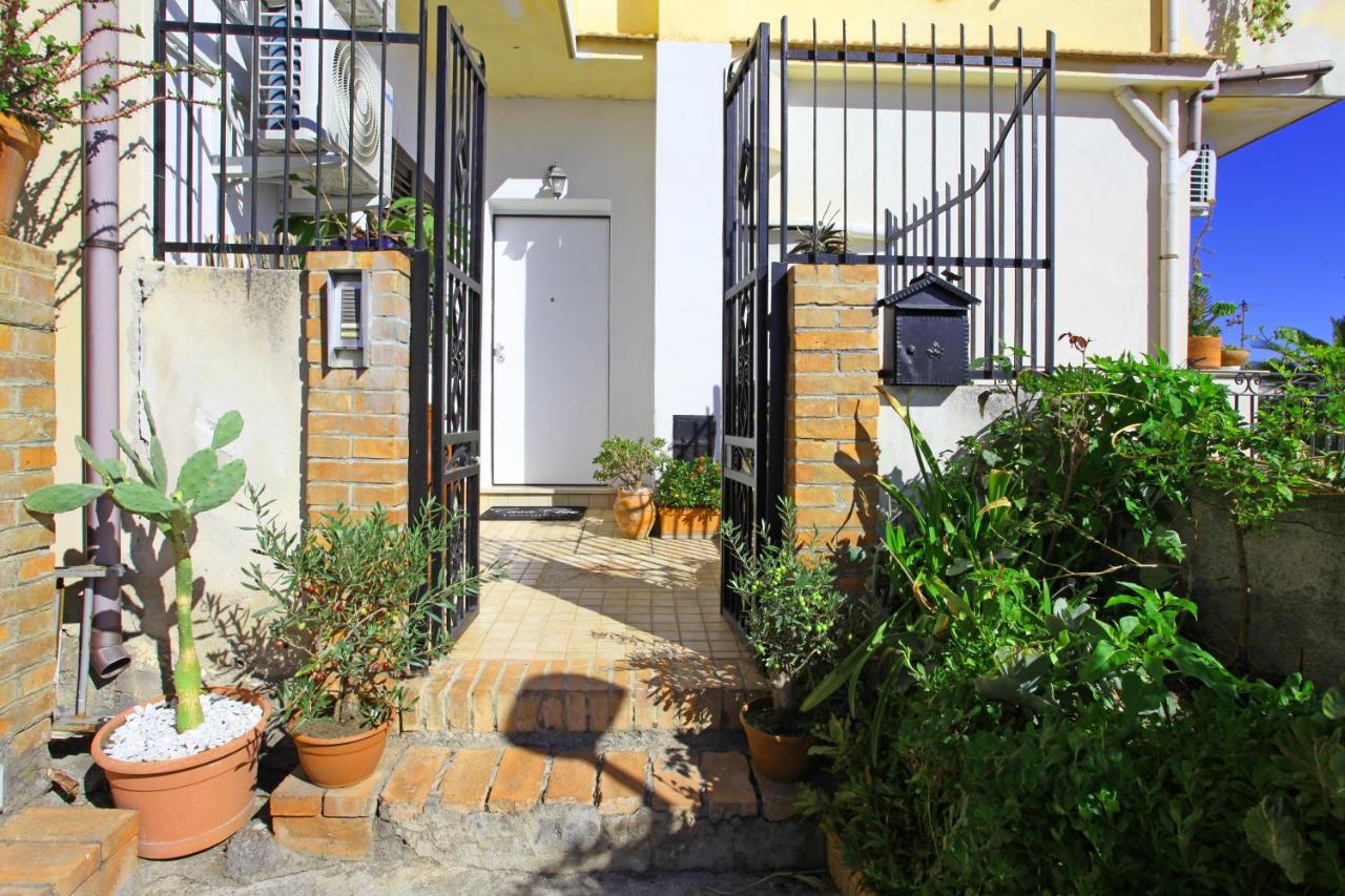 דירות טאורמינה Casa Cloe מראה חיצוני תמונה